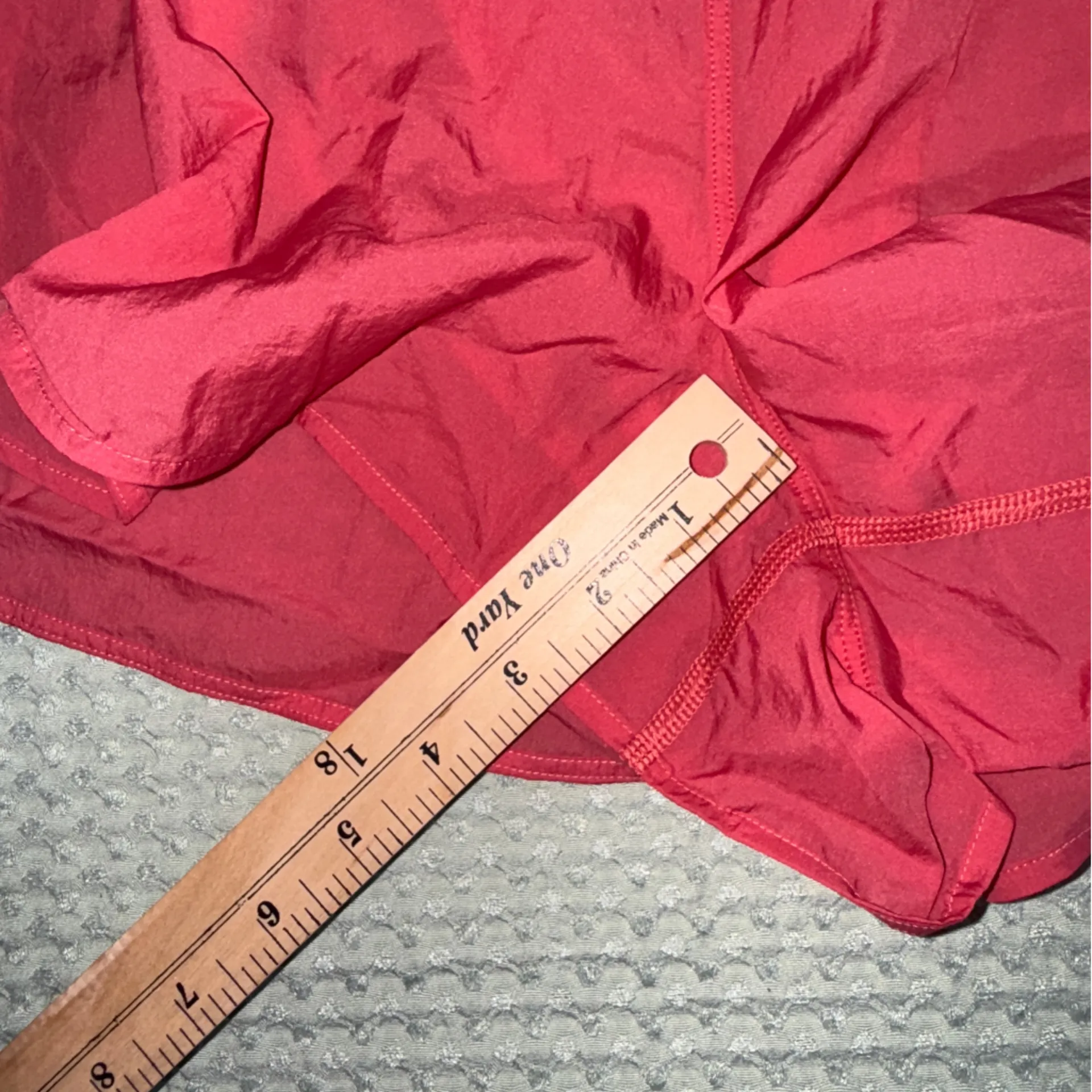 NWT Lululemon Dolphin Hem MR Run Short 3” in XS - Image 4