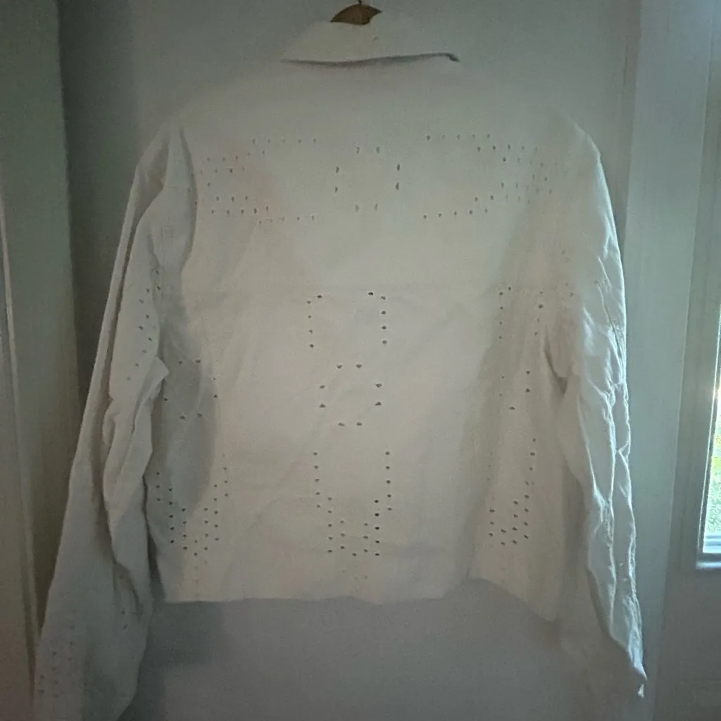 Womens Love It Ariat eyelet detail summer jacket in Cloud. M. - Image 6