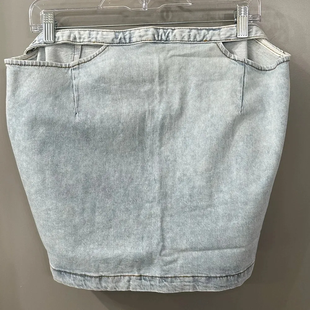 NWT WeWoreWhat Skirt Indigo Comfort Cut Out Mini Skirt Size Large - Image 4