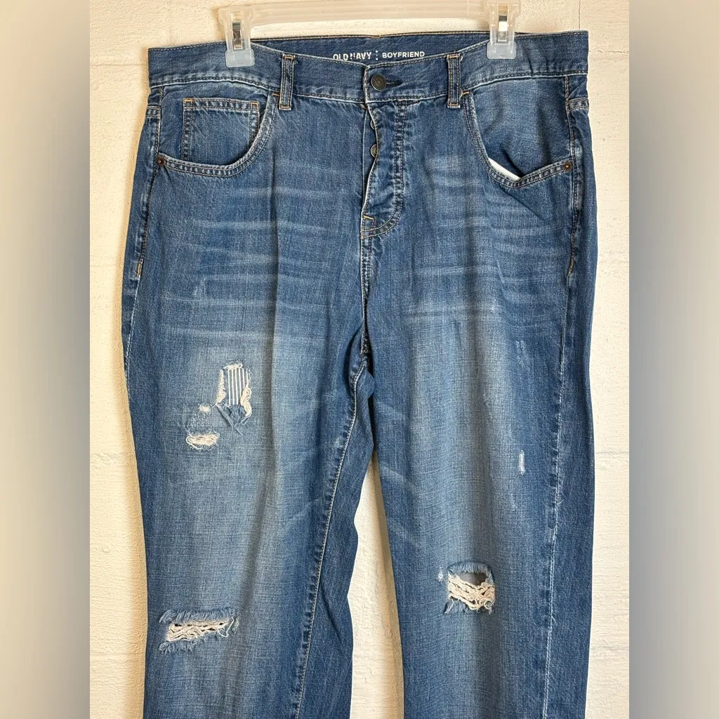 Old Navy Boyfriend Cut Woman’s Distressed Denim Blue Casual Jeans Sz 12 Regular - Image 2