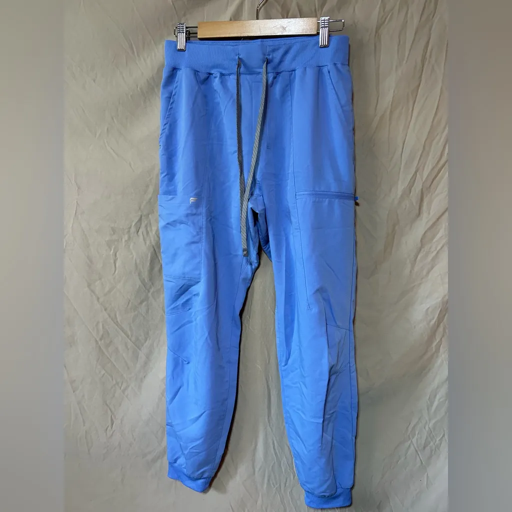 Fabletics  scrub set - Image 3