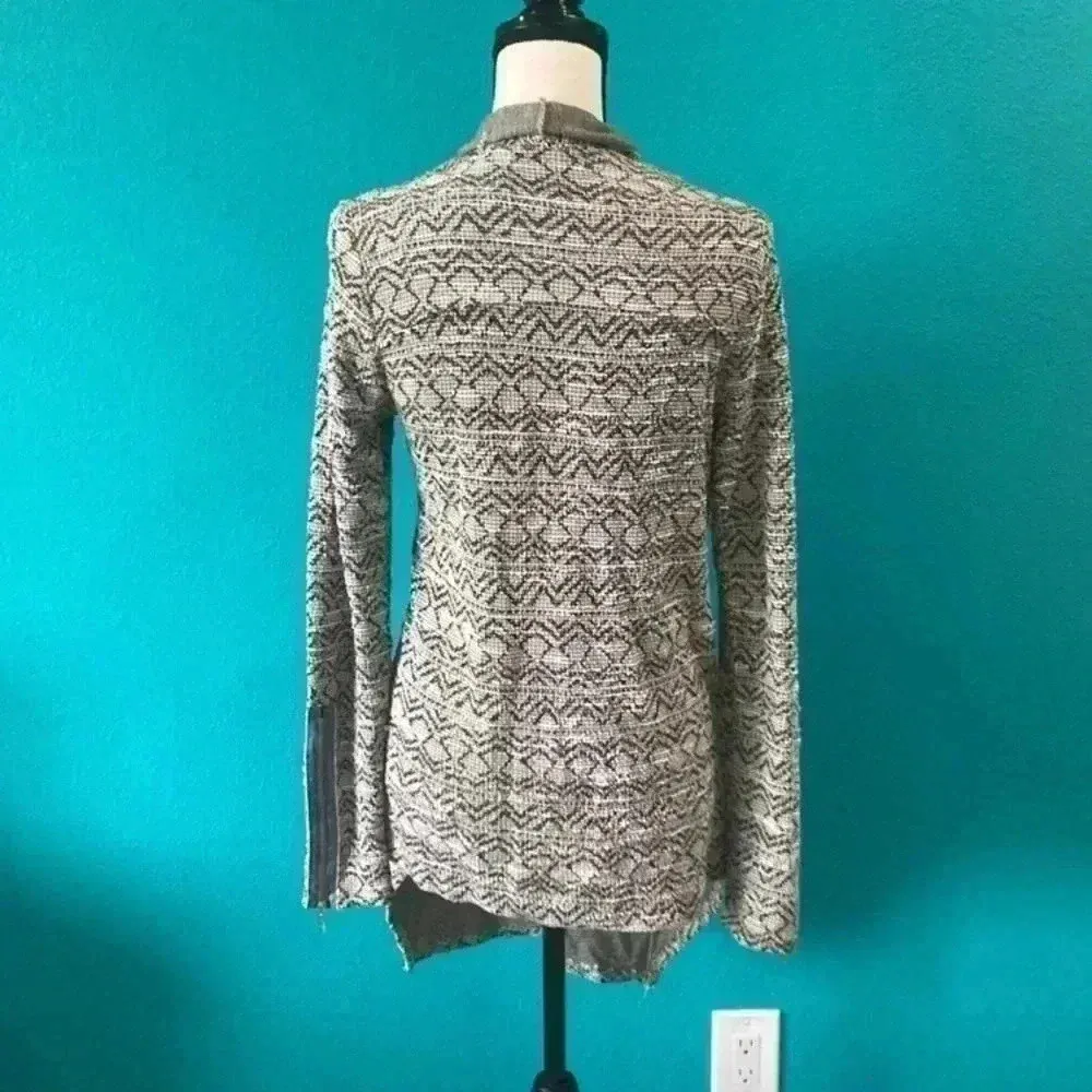 Knox rose two tone cardigan in size small - Image 3