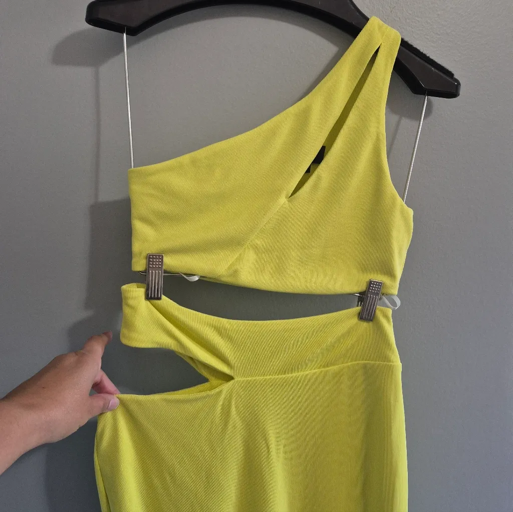 Michael Costello 2 Piece Lime Nelle Set XSmall - Image 6