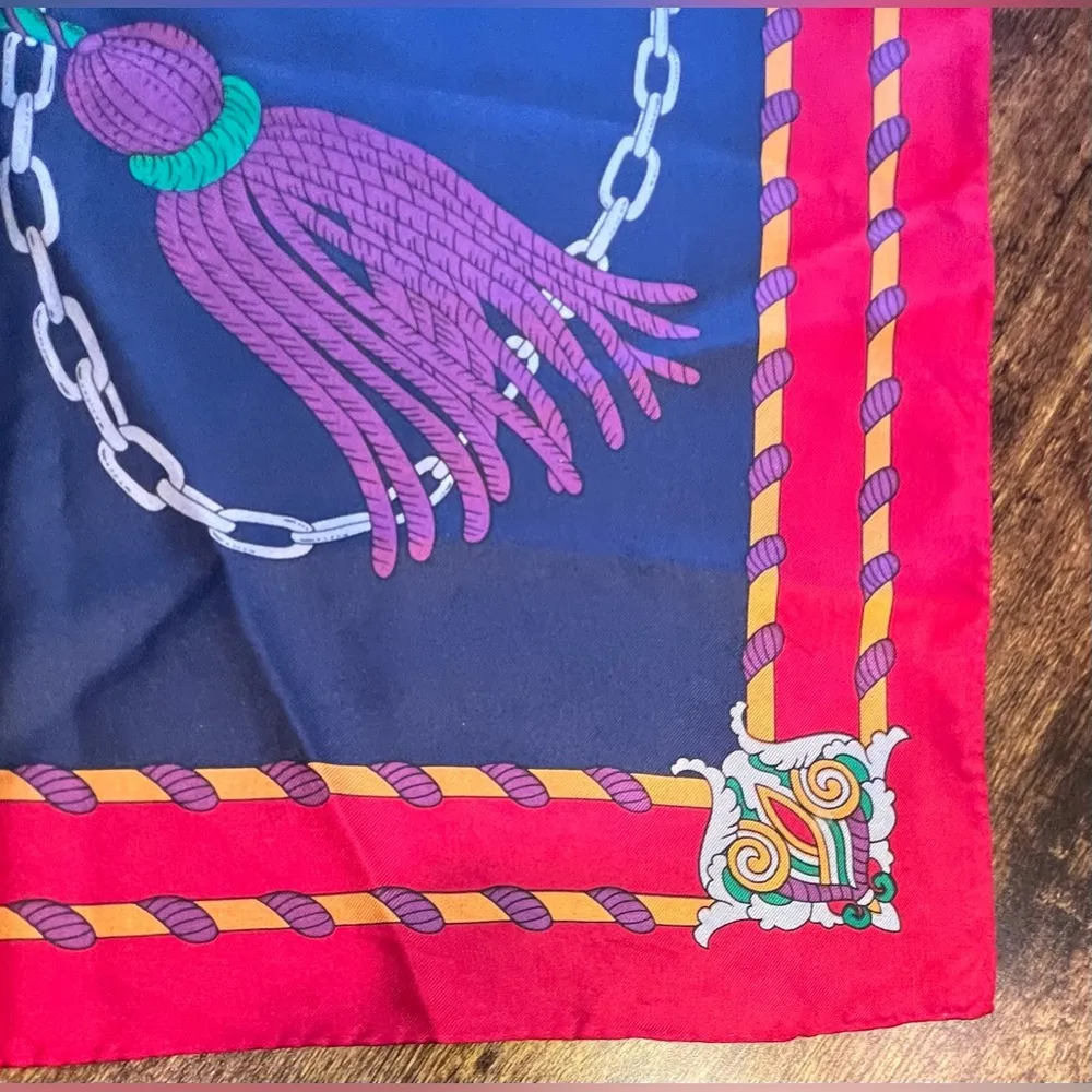 VINTAGE: Ginnie Johansen | ladies tassels & chains silk scarf. - Image 5