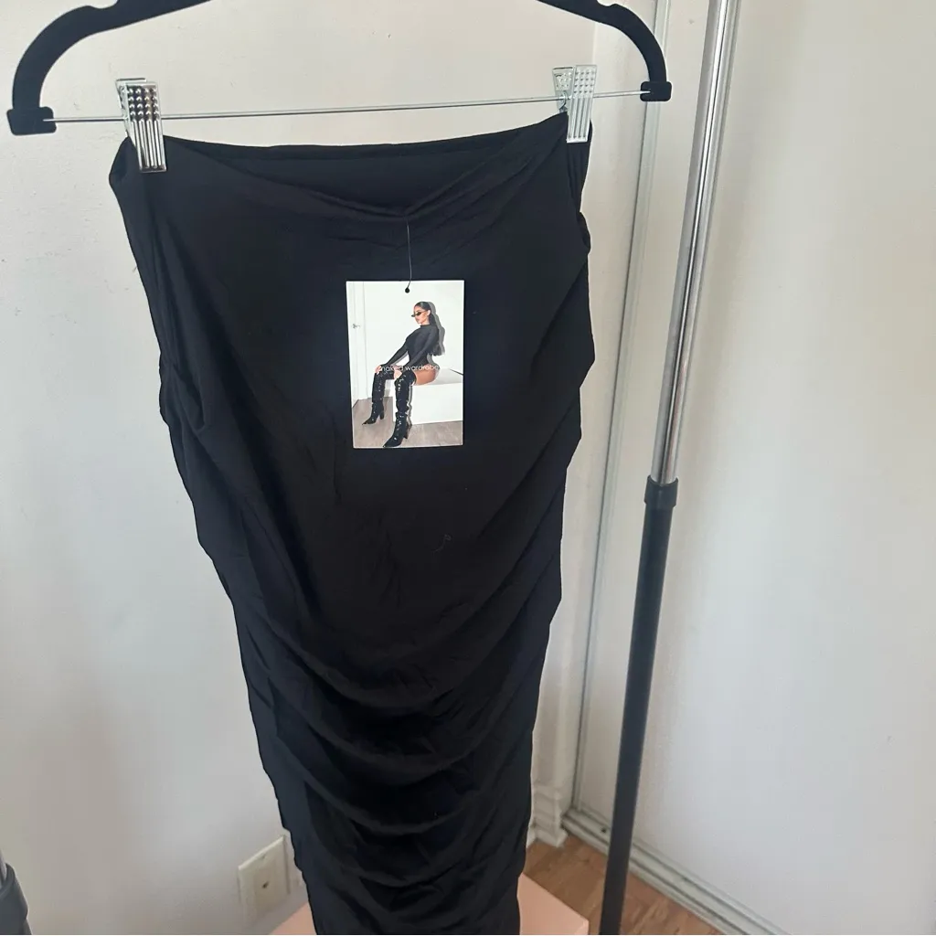 Naked Wardrobe Black Ruched Skirt - Image 2