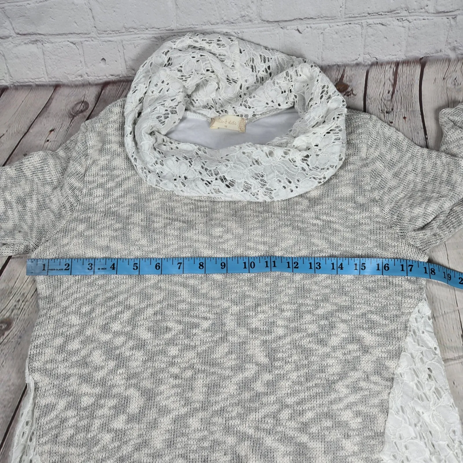 Altar'd‎ State Gray White Lace Cowl Neck Tunic Dress Layered Size M - Image 5