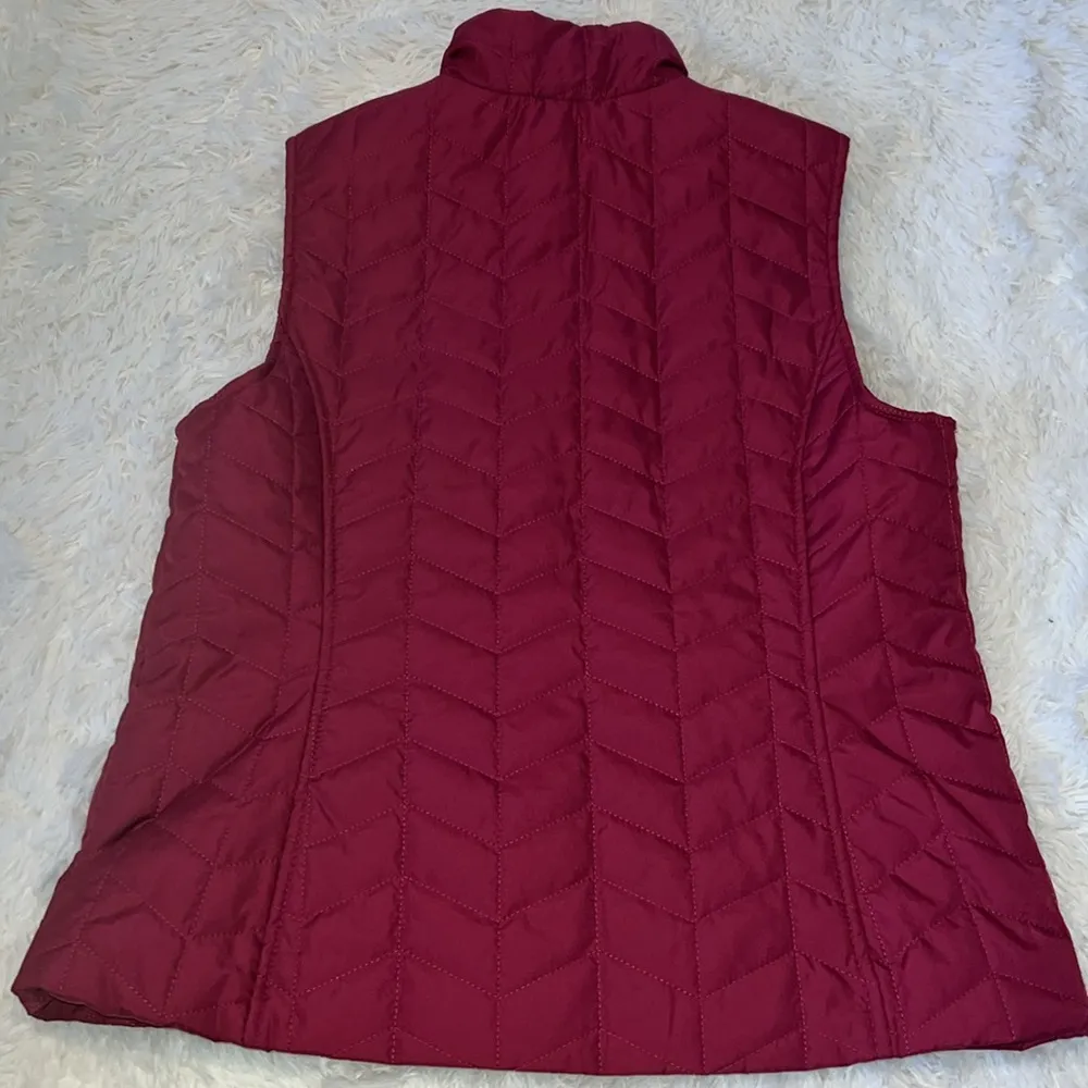 Marc New York  Quilted Vest Color Burgundy Size M NWOT - Image 4