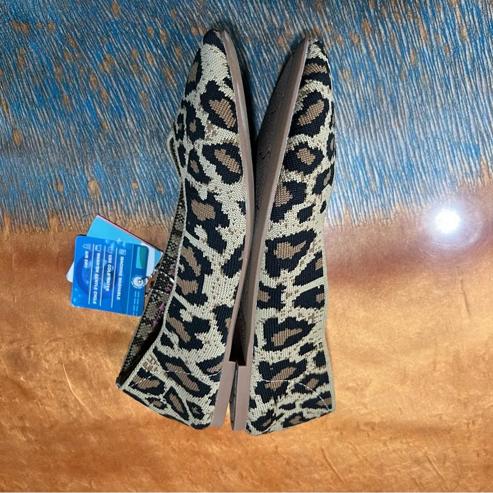 NWT Skechers stretch Fit Pointed Toe Ballet Flats size 6 animal print Cleo - Image 8