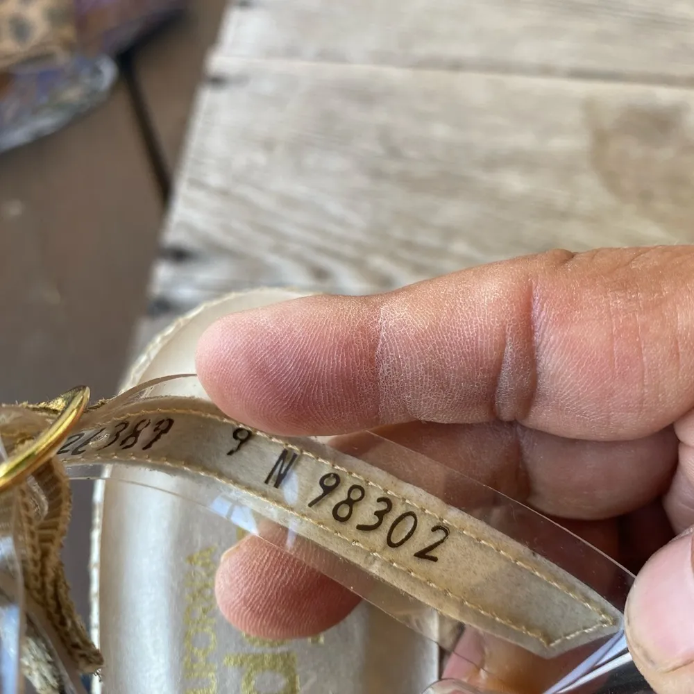 Vintage California Madgesians Square Lucite Heel Gray Size 9 - Image 5