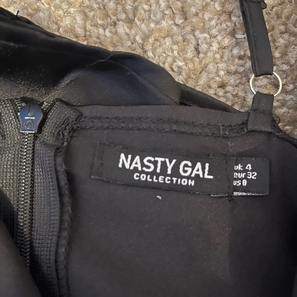 satin wrap dress - Image 4