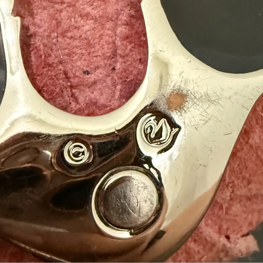 Vintage SWAROVSKI Swan Signed Red Leather Camellia Flower Pave Leaves Brooch 31g - Image 11