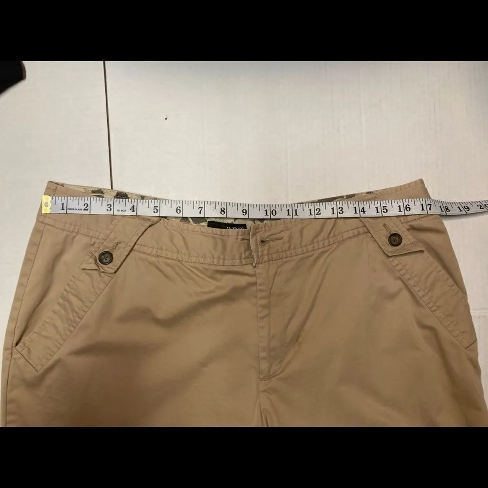 a.n.a . Women’s Capris, size 14, tan‎ - Image 10