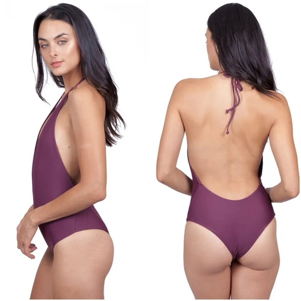 Hinano Plunge Neck One Piece Swimsuit in Green White Triangles Size S - Image 4