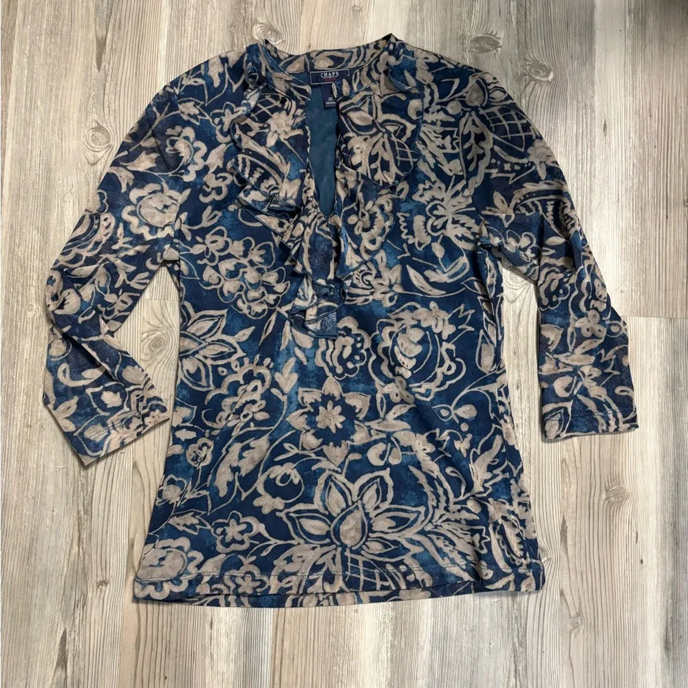 CHAPS denim Size small blue and tan floral print blouse with 3/4 sleeves - Image 5