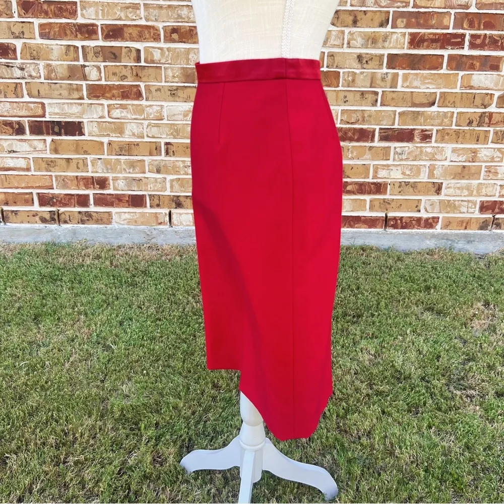 Escada Wool And Silk Red Skirt Size 42 - Image 4
