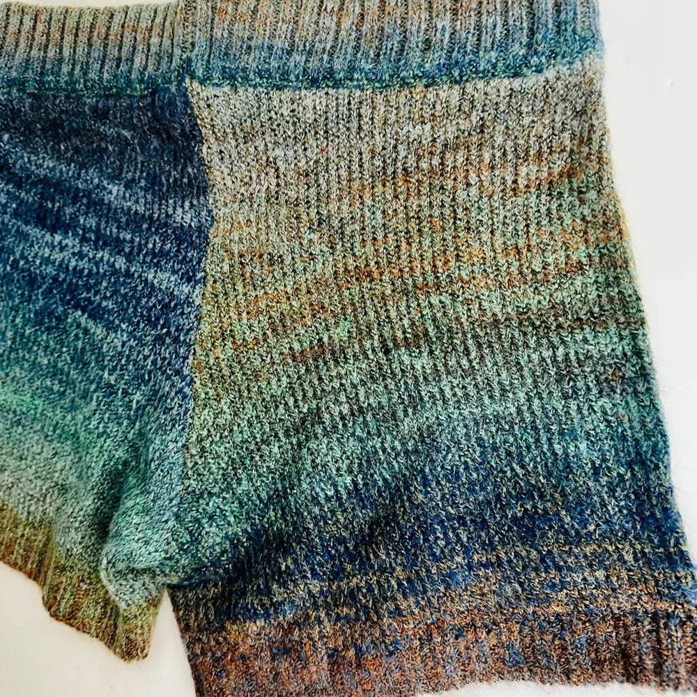 L*Space Zoé Sweater Knit Ombre Shorts NWT Size Small!  Revolve Brand  Sold Out - Image 8