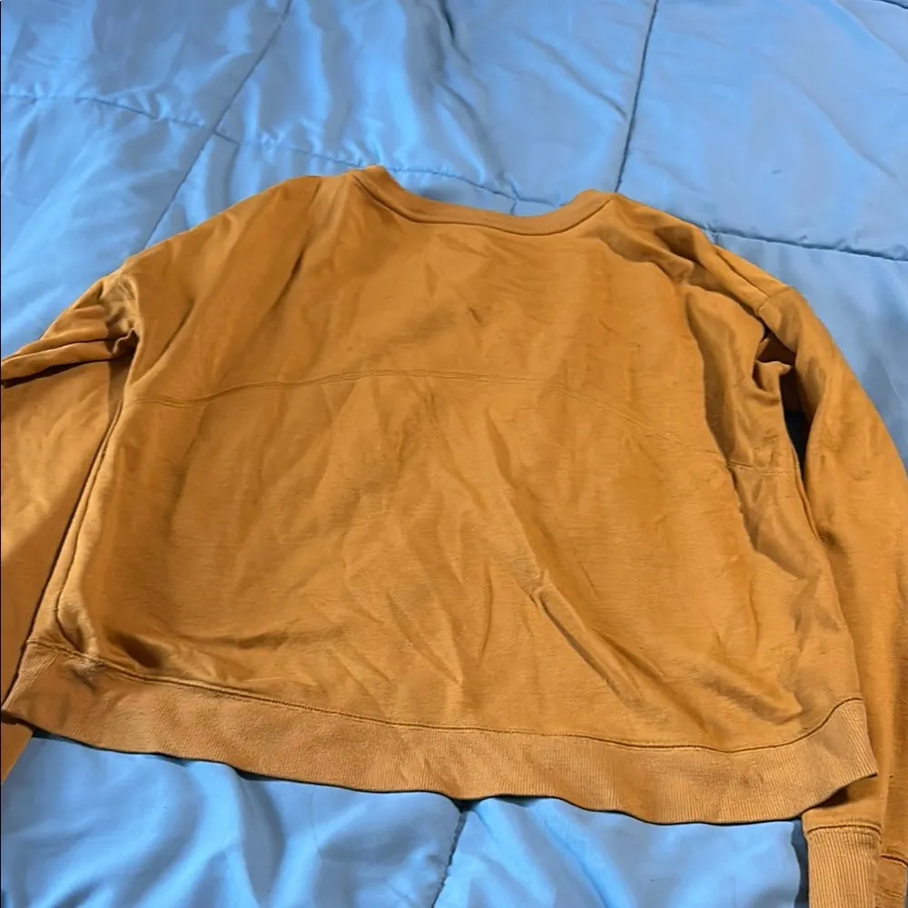 Women's Orange crop sweatshirt - Image 4