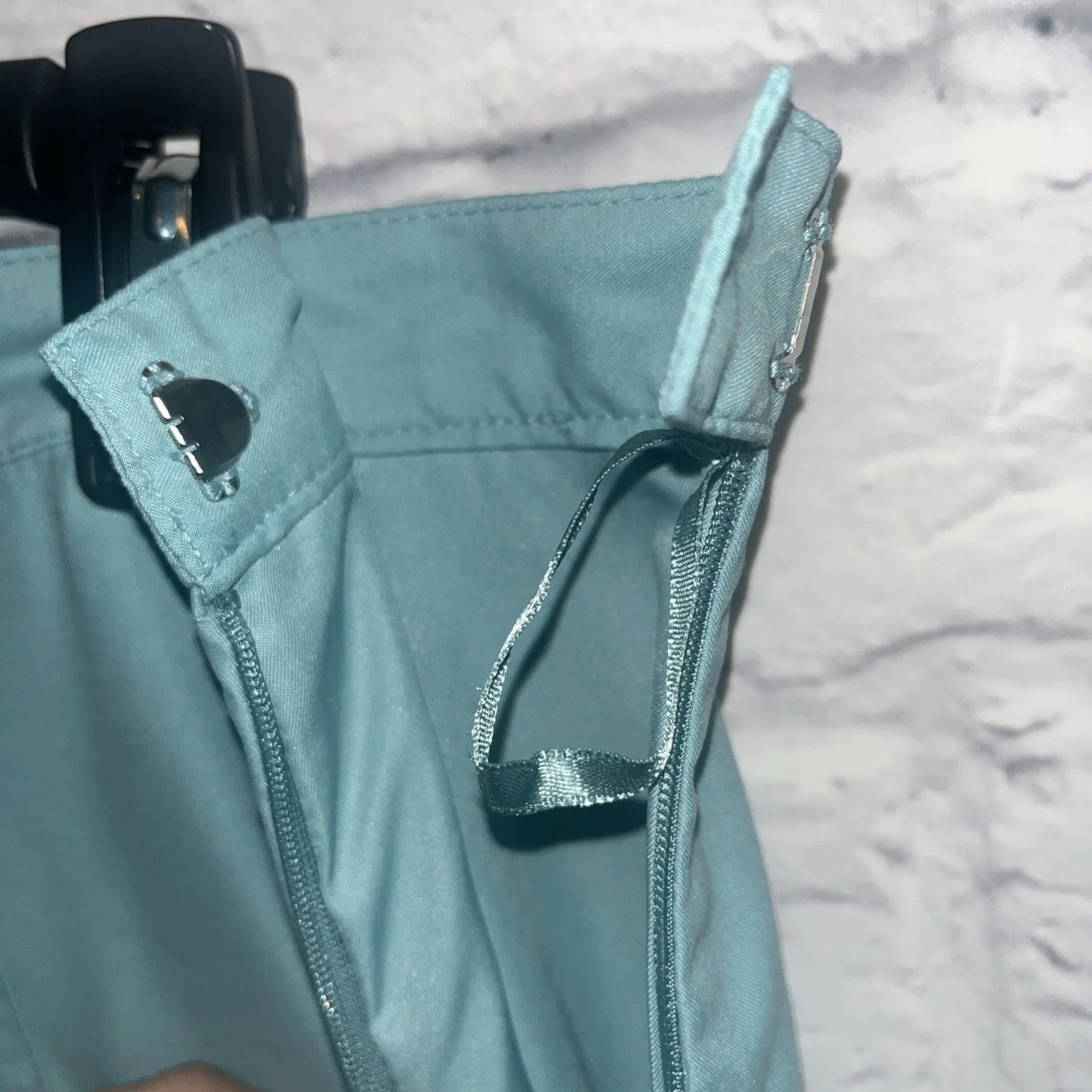 Izod Women’s Athleisure Activewear Golf Tennis Skort Size 12 - Image 3