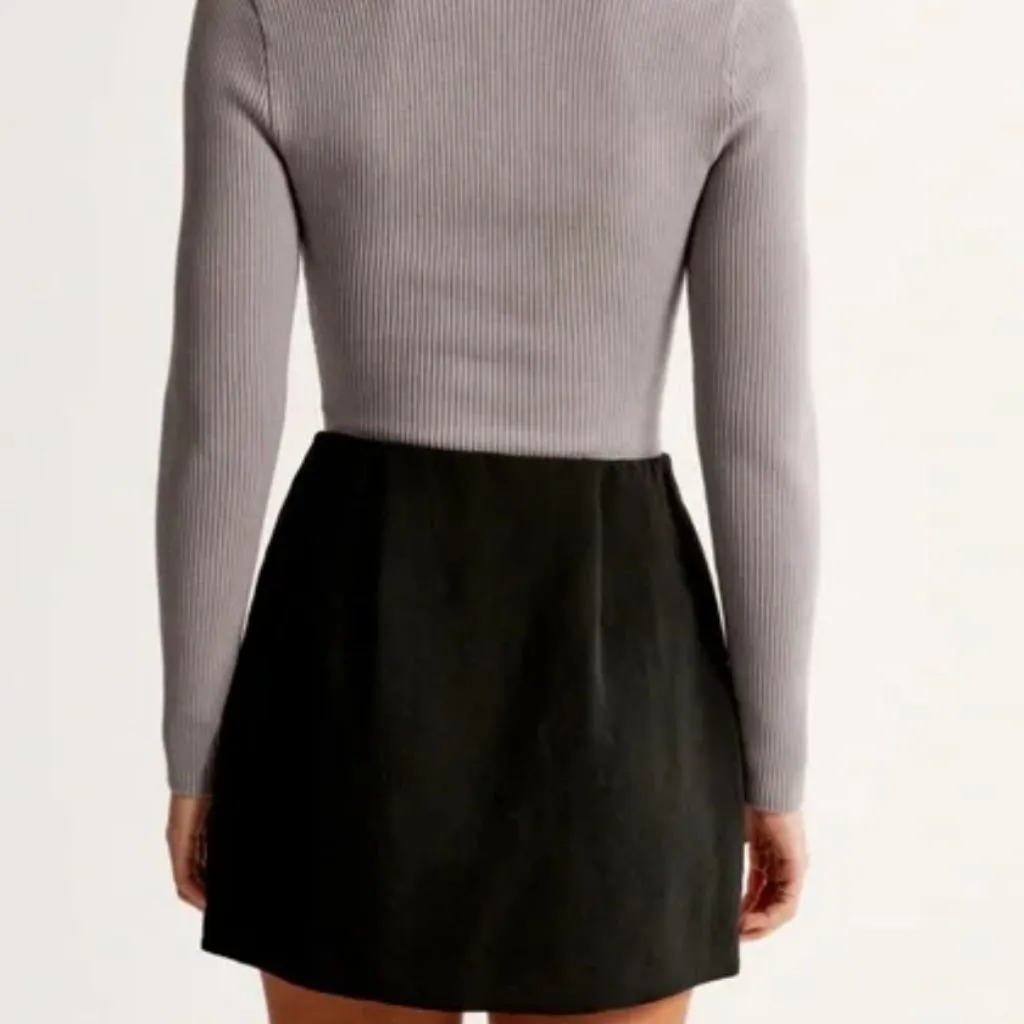 Abercrombie & Fitch Long Sleeve Rib-Knit Ottoman Square Neck Bodysuit | XS | NWT - Image 11