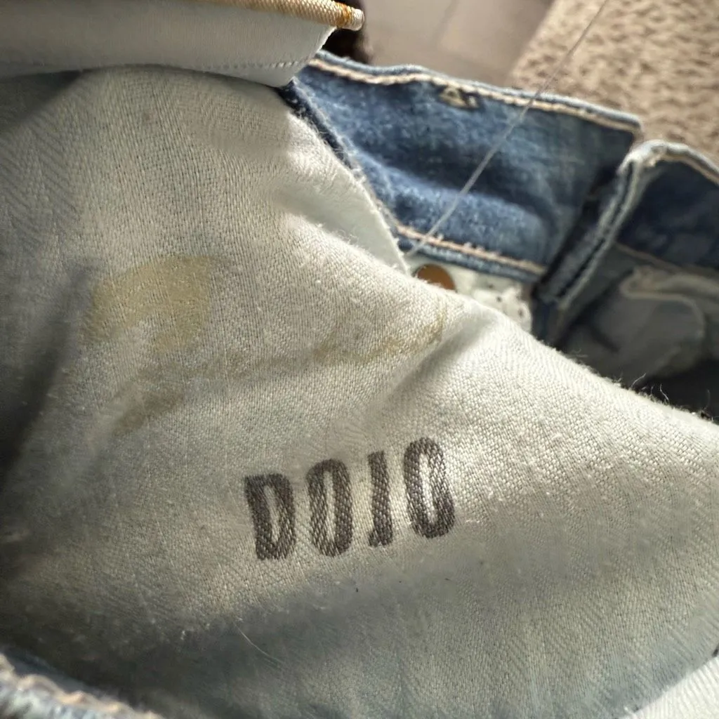 7 for All Mankind Dojo Cropped 7 Pocket Jeans - Image 7