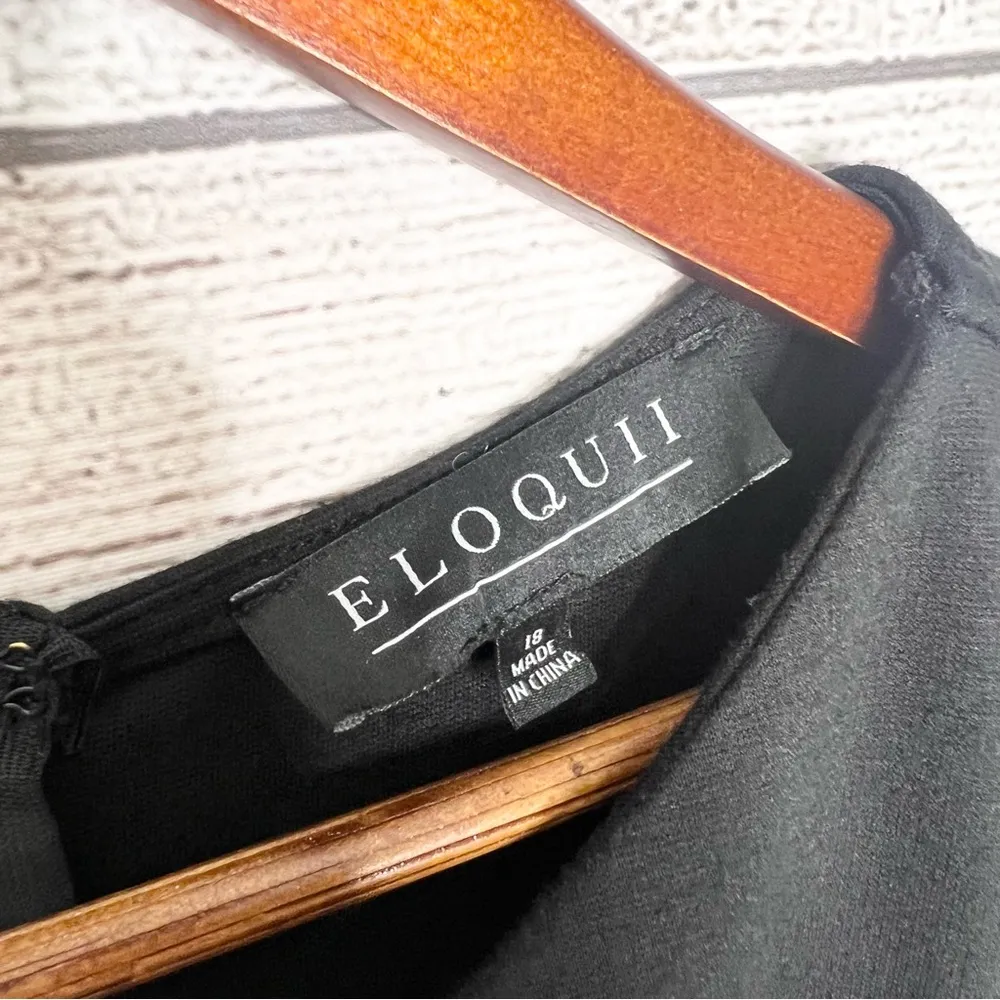 Eloquii Black Short Sleeve Twist Keyhole Cutout Dress
Women’s Size 18 - Image 5