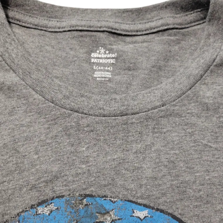 Celebrate Patriotic Shirt Size Large American Flag Motorcycle Helmet Tiger Shirt Unisex T - Image 5