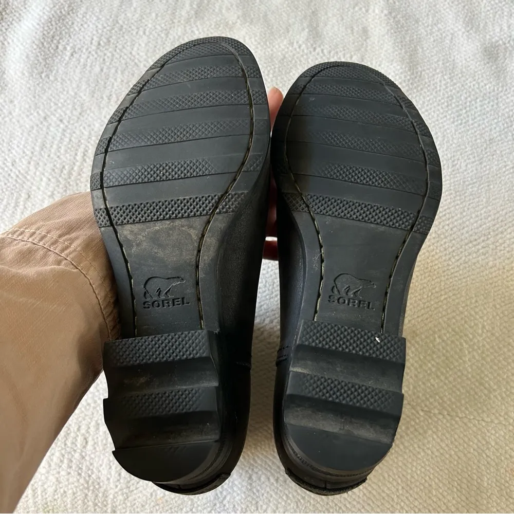 Sorel snow booties - Image 3