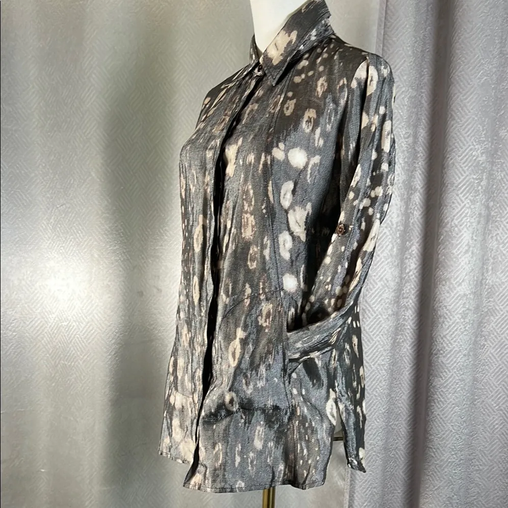 HILTON HOLLIS Gray Patterned Button - Image 10