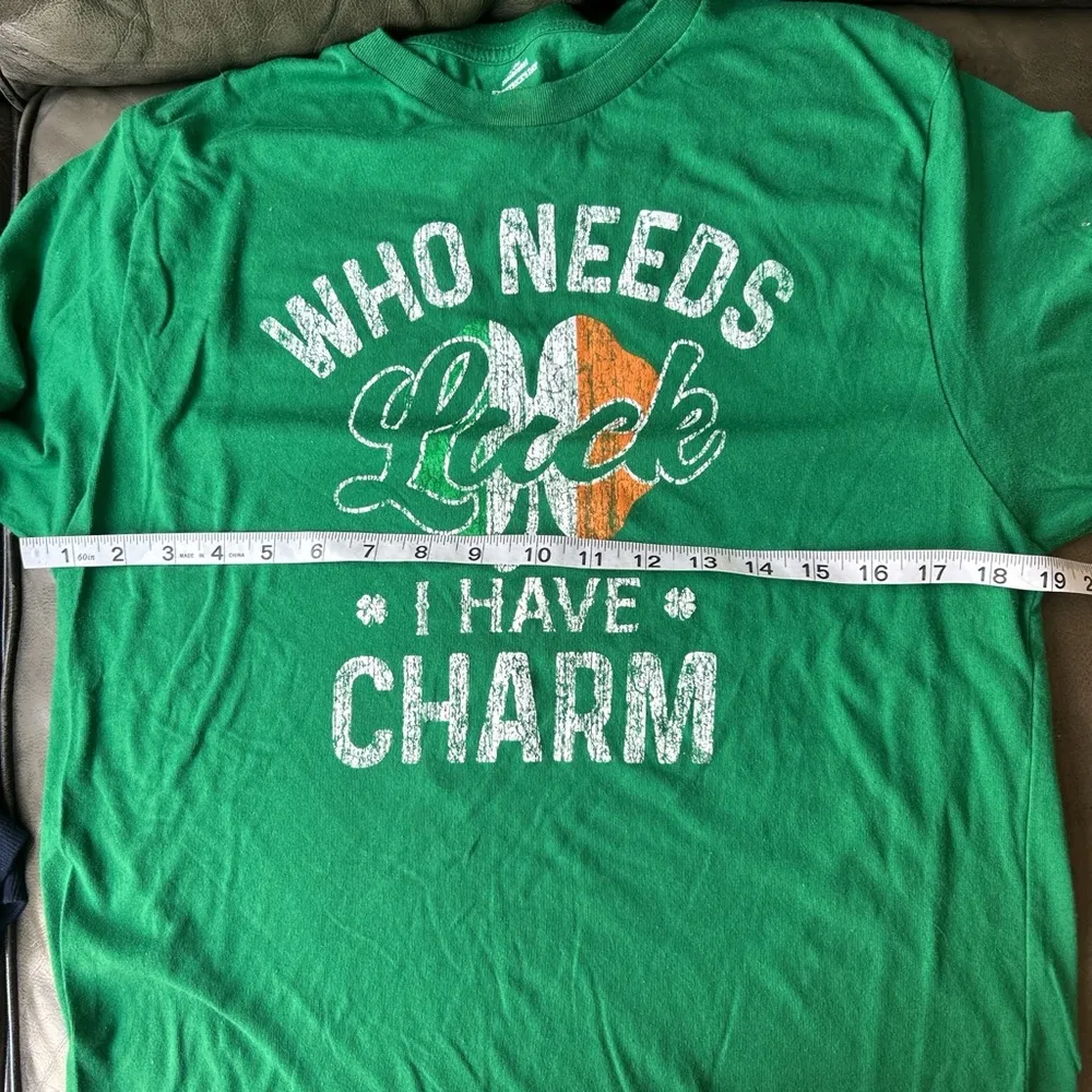 St Patrick’s Day Graphic T Shirt Unisex “who needs luck I have charm” size M Green Size M - Image 6
