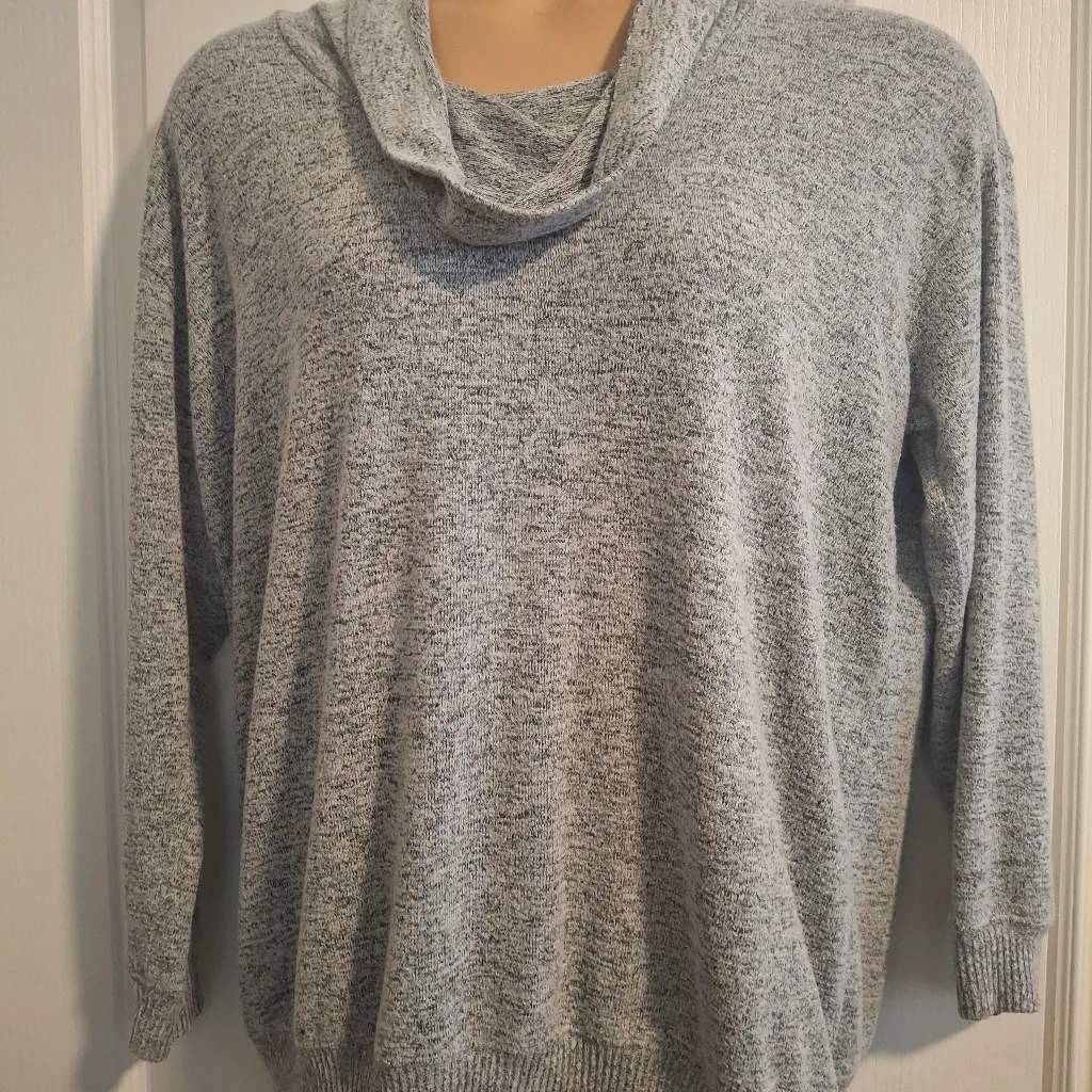 Torrid Super Soft By  00 Gray Women's Sweater - Image 3