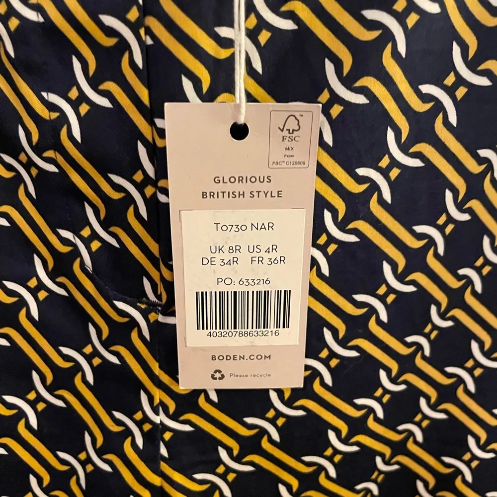 Boden Glorious British Style Pull on Pants Navy and Gold Print sz 8 Blue - Image 5