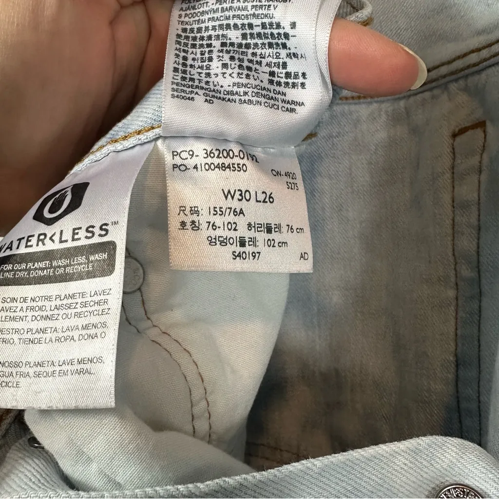 Levi's 501 Jeans Womens 30x26 Light Blue Acid Wash 100% Cotton Denim Retro - Image 9