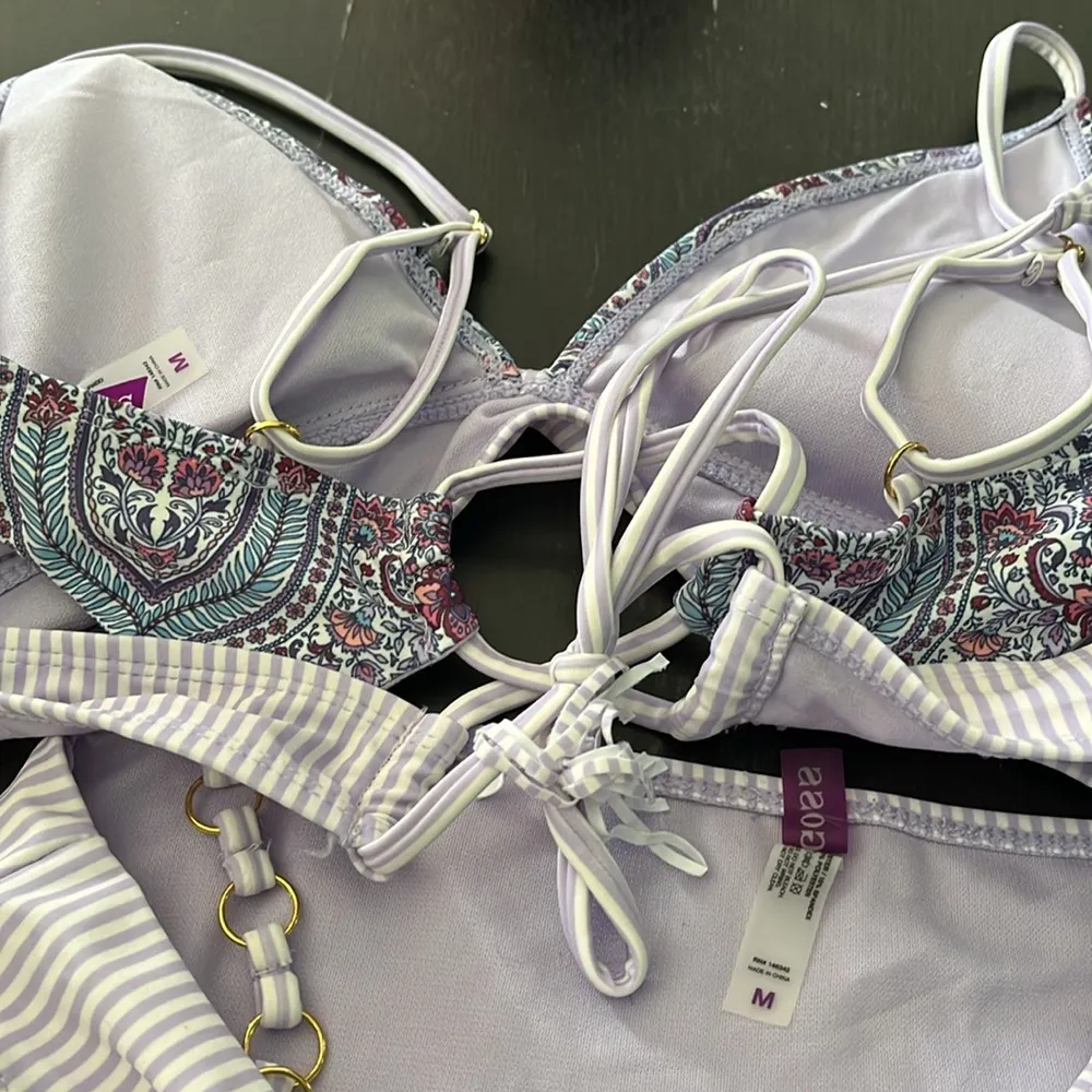 Vigoss medium purple bikini in GUC. - Image 3