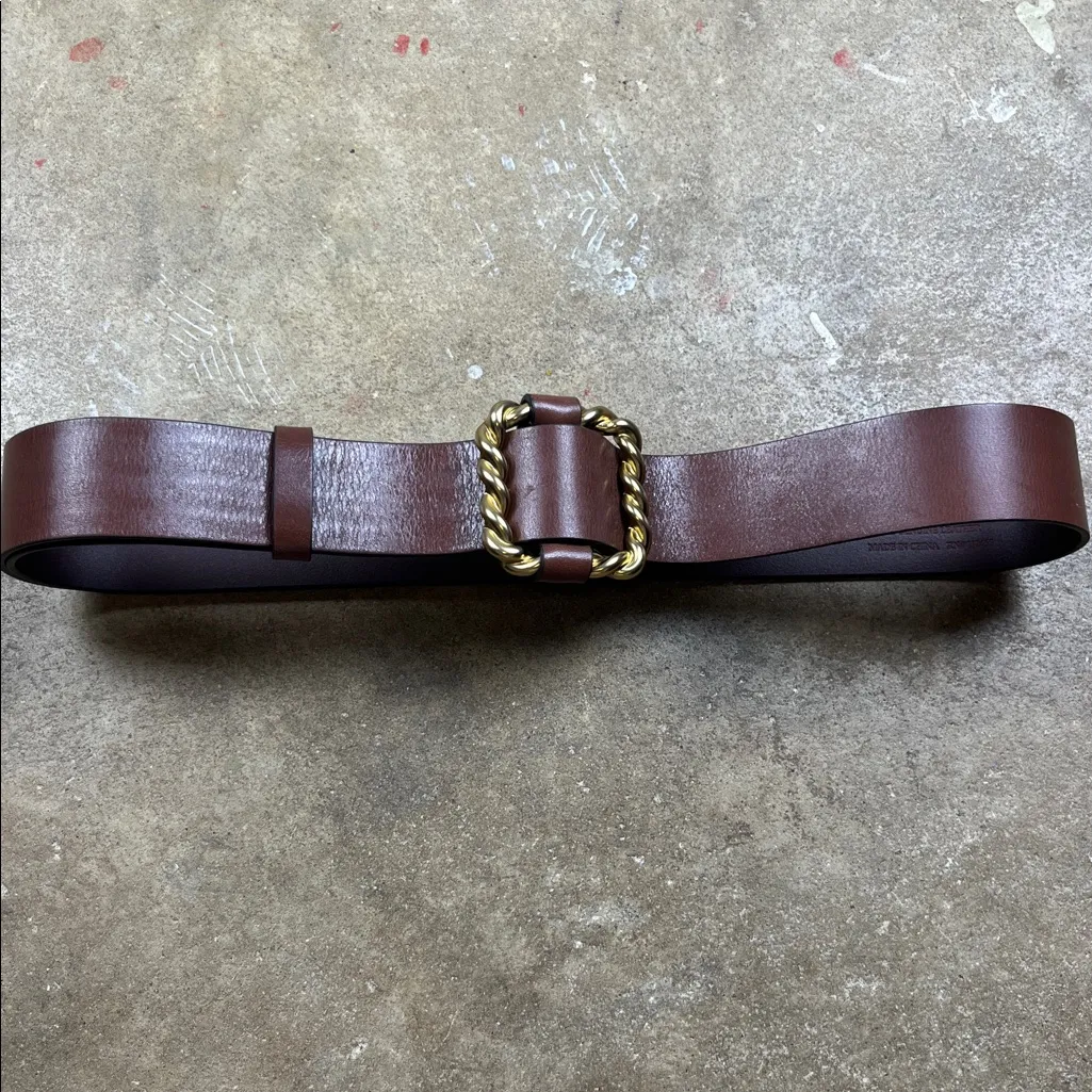 White House Black Market Brown Leather Belt with Gold Buckle
Size: Medium - Image 5