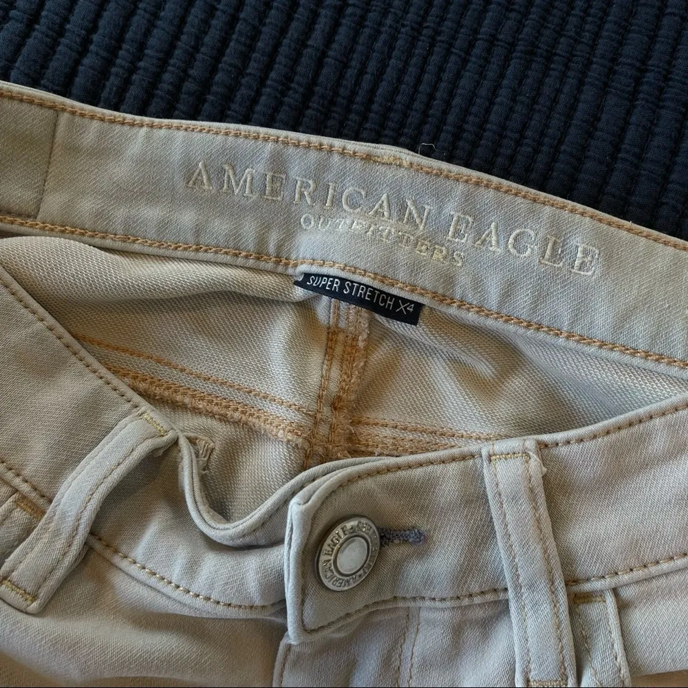 NWOT American Eagle acid wash high waisted jeggings/skinny jeans - Image 3