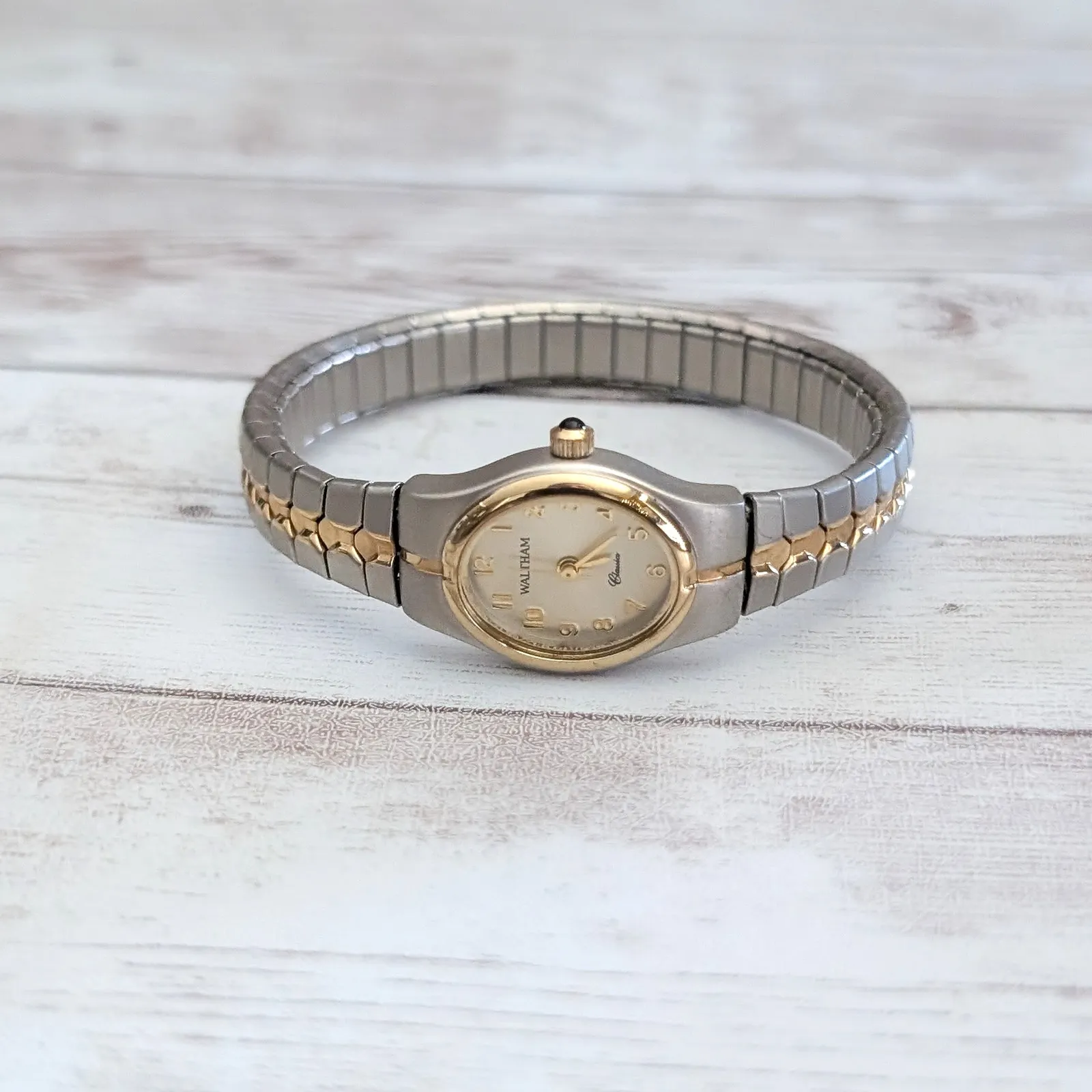 Waltham Classics Women's Two Tone Expansion Band Wristwatch WAW004 - Image 2