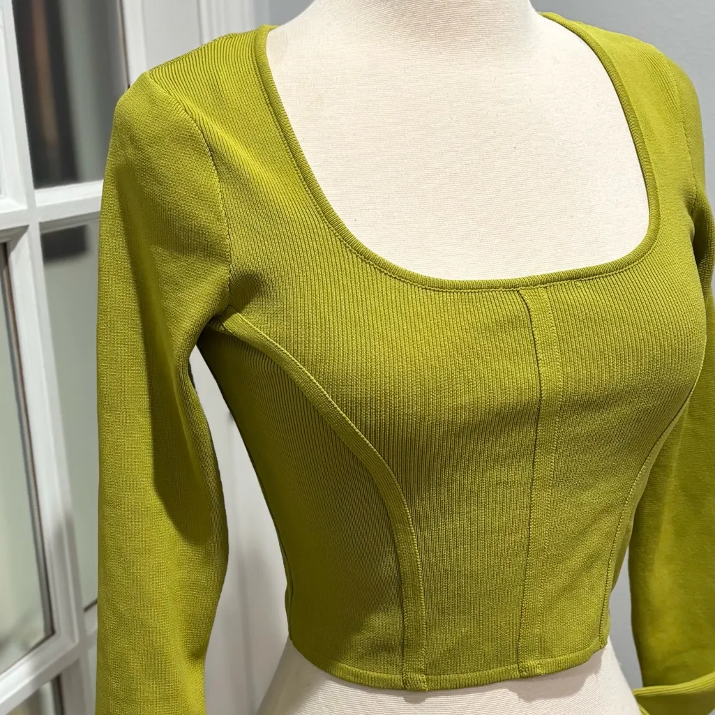 HAPPILY GREY Green Ribbed Cropped Top - Image 6