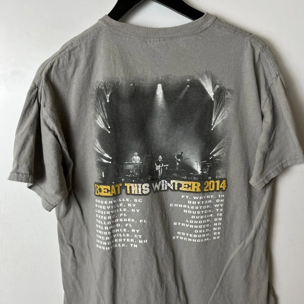 2014 Brad Paisley Beat This Winter Tour T - Image 9