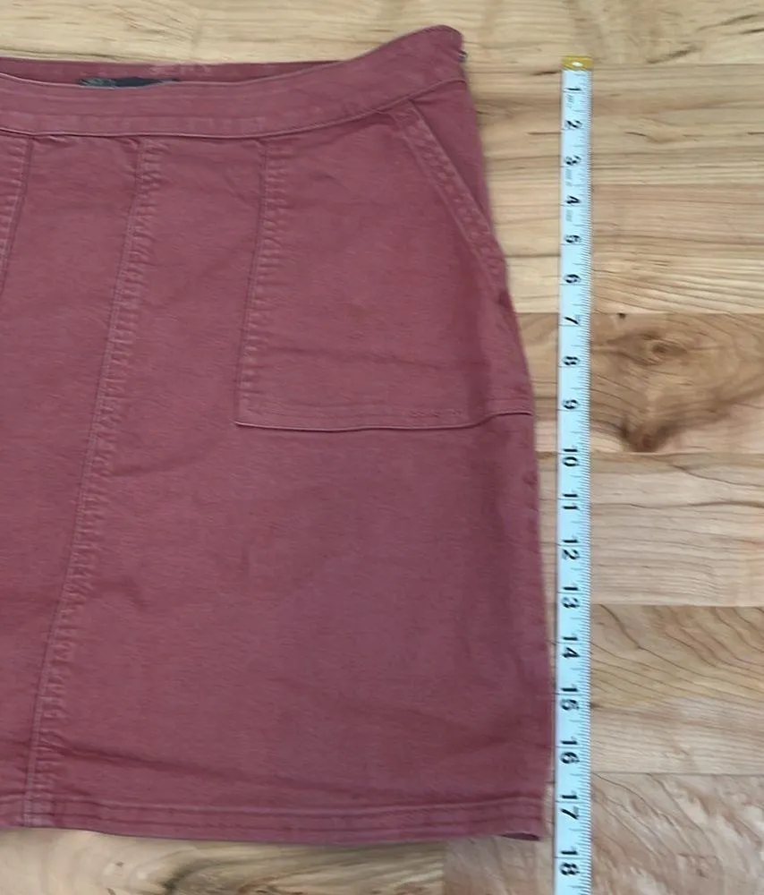 Prana Women’s Kara Organic Cotton Stretch Denim Above the Knee A-line Skirt - Image 9