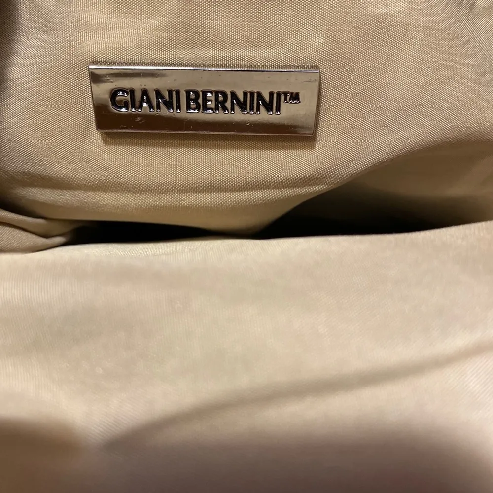 Giani Bernini  red leather cross body bag - Image 7