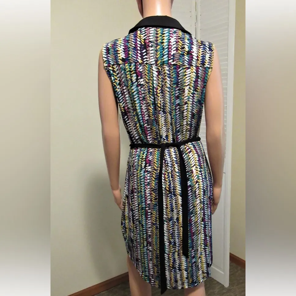 Liz Claiborne Size Small NWT Stretch Collared Button Up Colorful Printed Dress - Image 2
