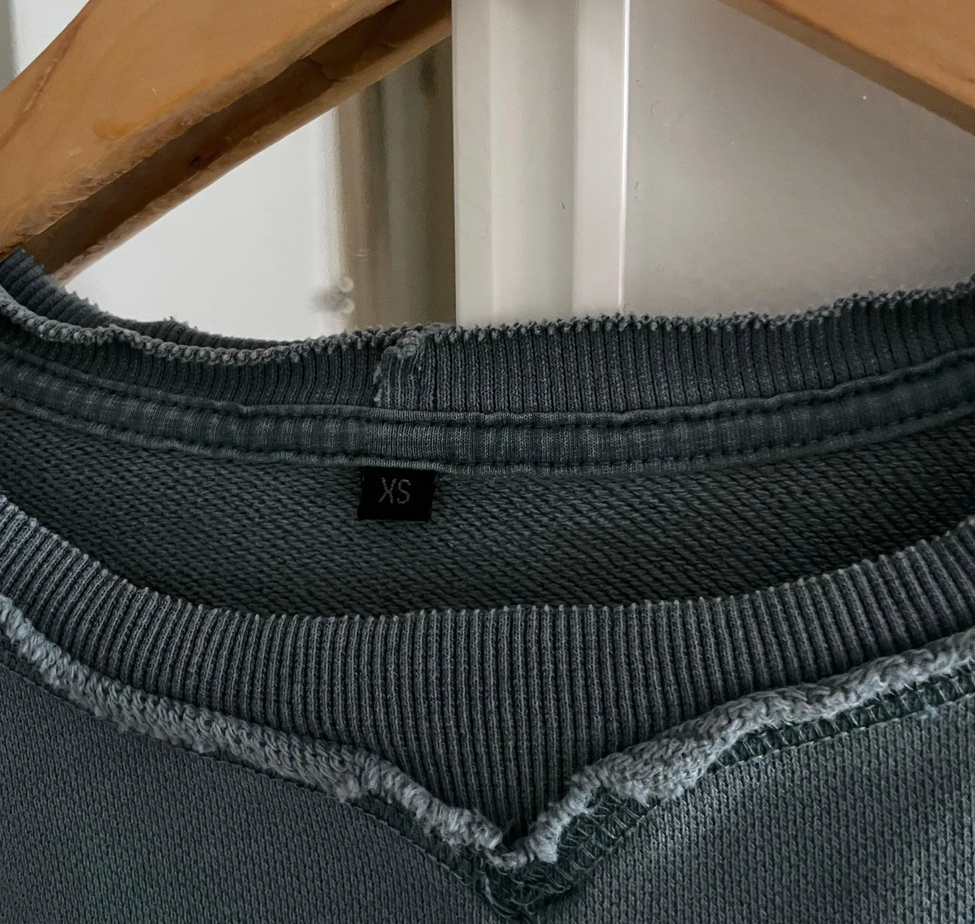 ESNTLS Teal Blue Cropped Sweater Top Size XS - Image 2