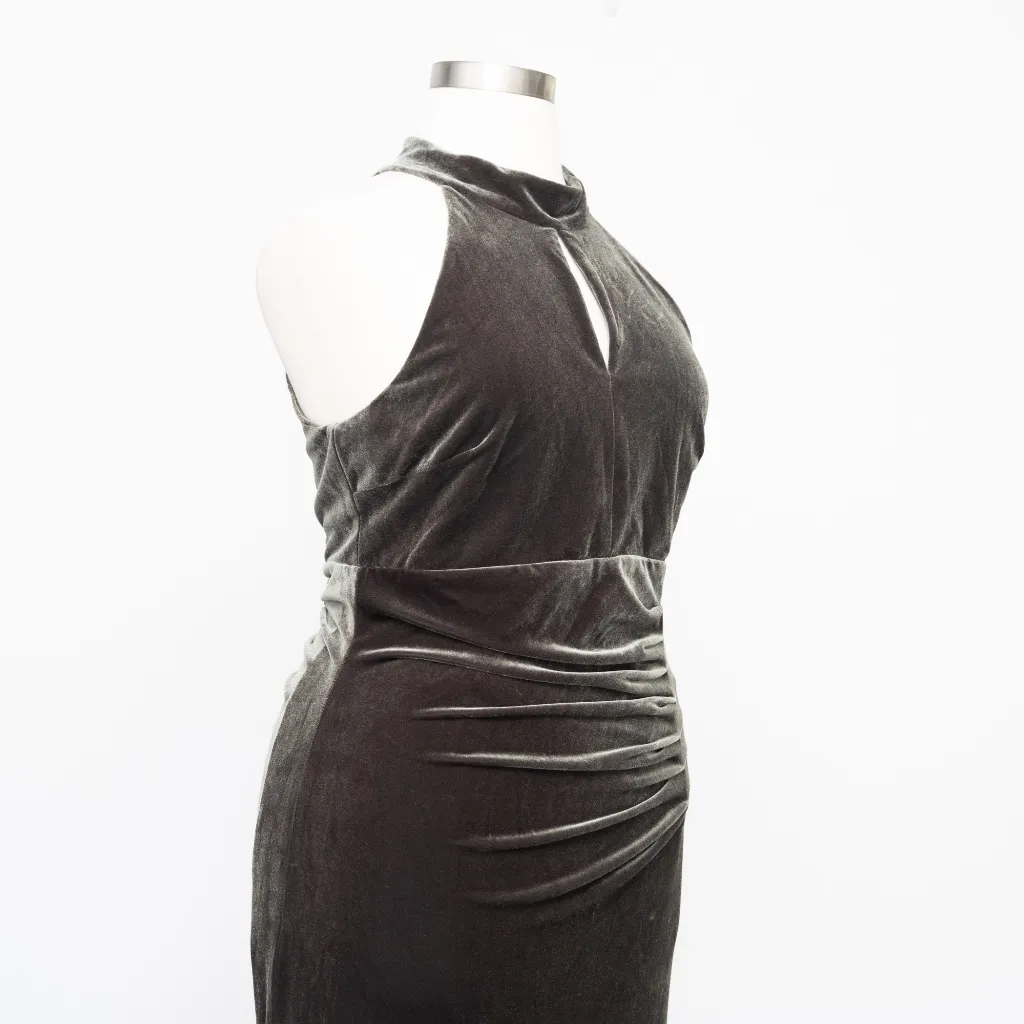 XSCAPE Evenings - “Grace” Velvet Mock Neck Gown - Image 7