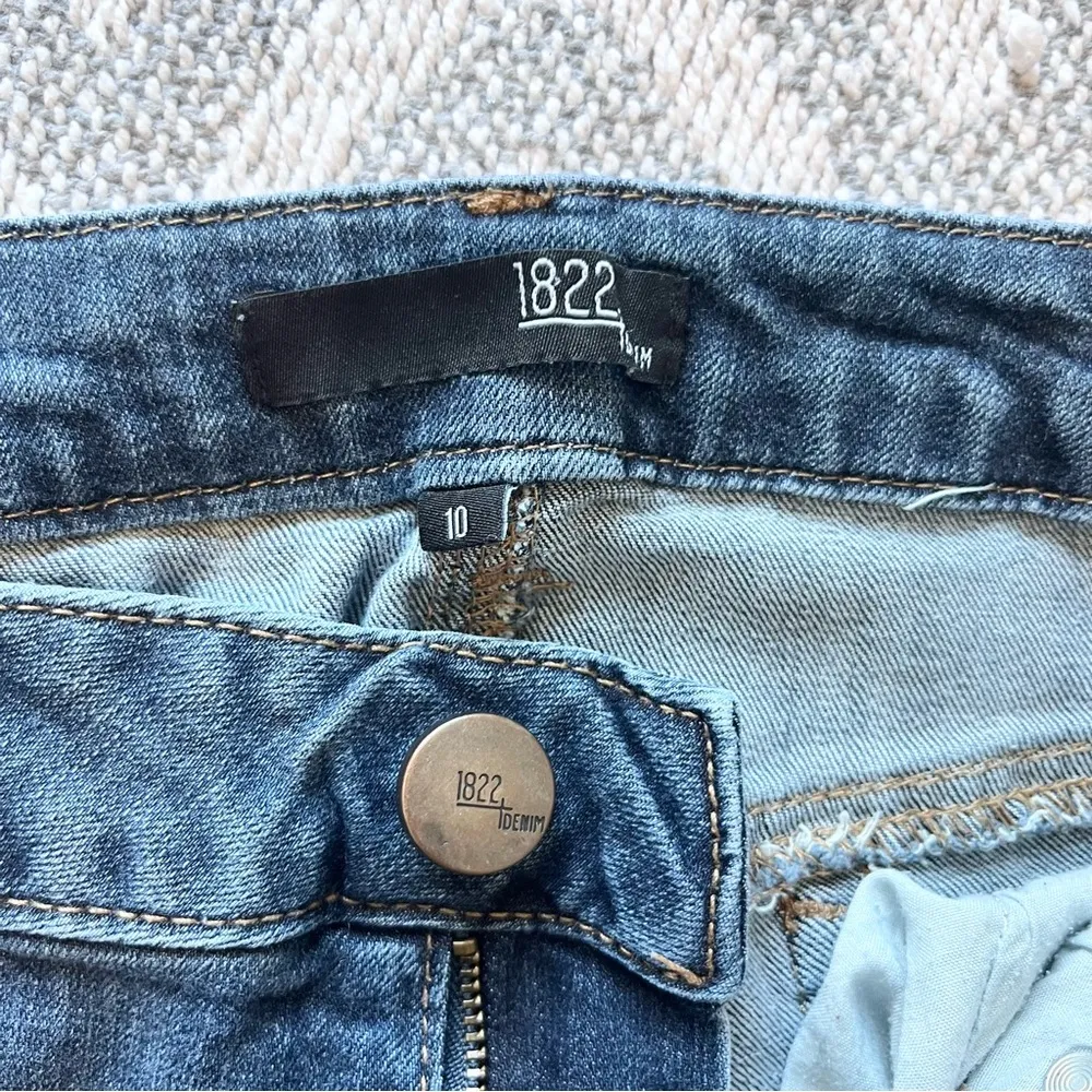 1822 DENIM Women’s Mid Rise Distressed Skinny Fit Blue Denim Jeans 10 - Image 9