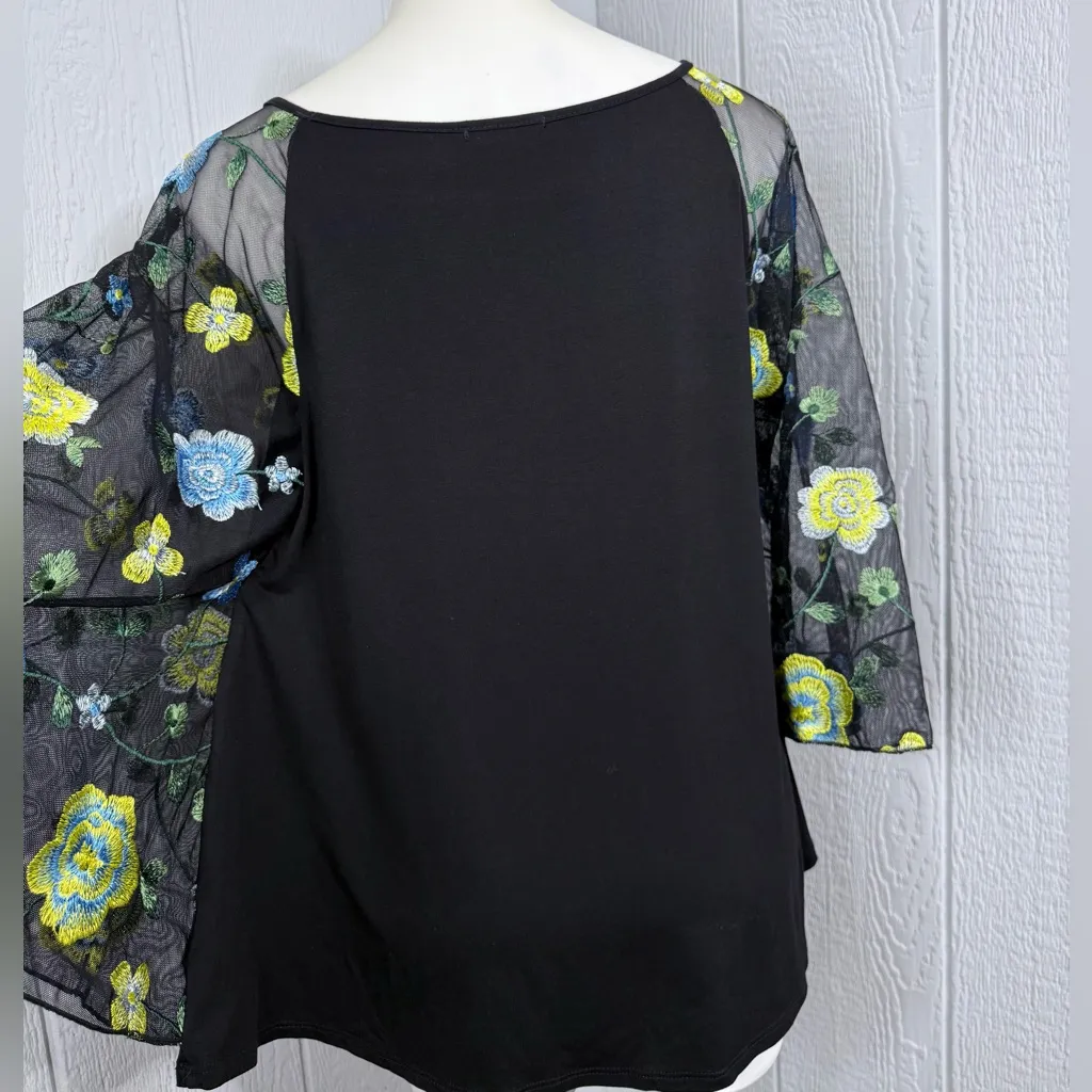 Cha Cha Vente Black Blouse with Floral Sheer Sleeves Size L - Image 2