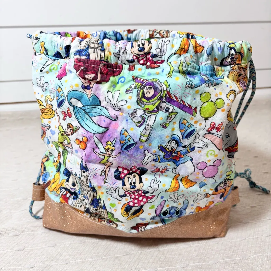 Hand‎ made Disney Drawstring bag with Stitch,Mickey Mouse, Minnie Mouse, Goofy Gold - Image 4