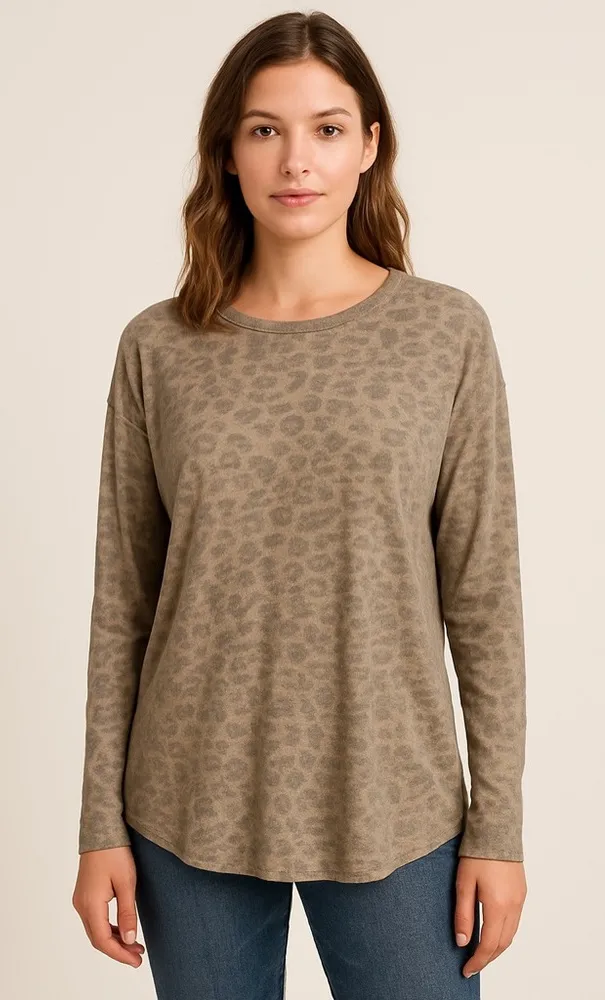 Buffalo David Bitton Leopard Print Long Sleeve Top XS – Granola Girl Soft Modest - Image 1