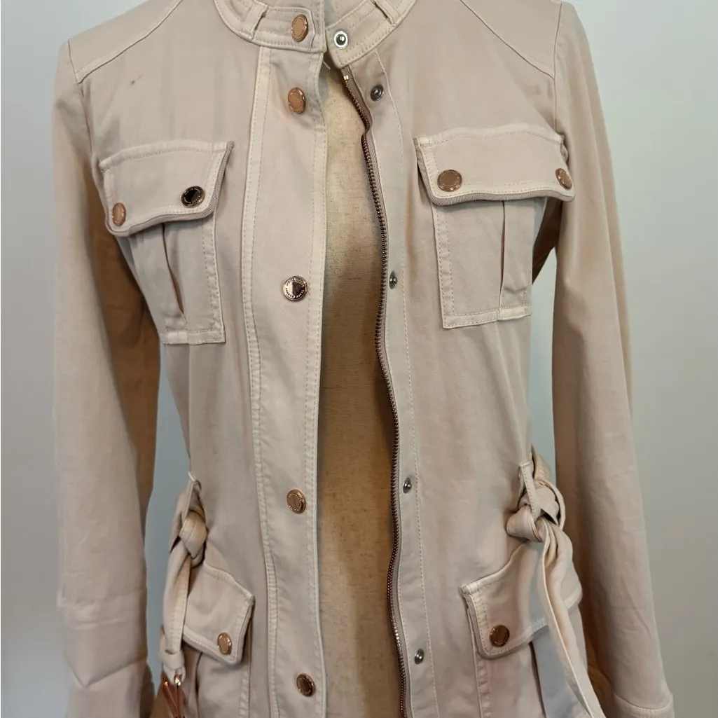 White House Black Market Beige Utility Jacket - Image 15