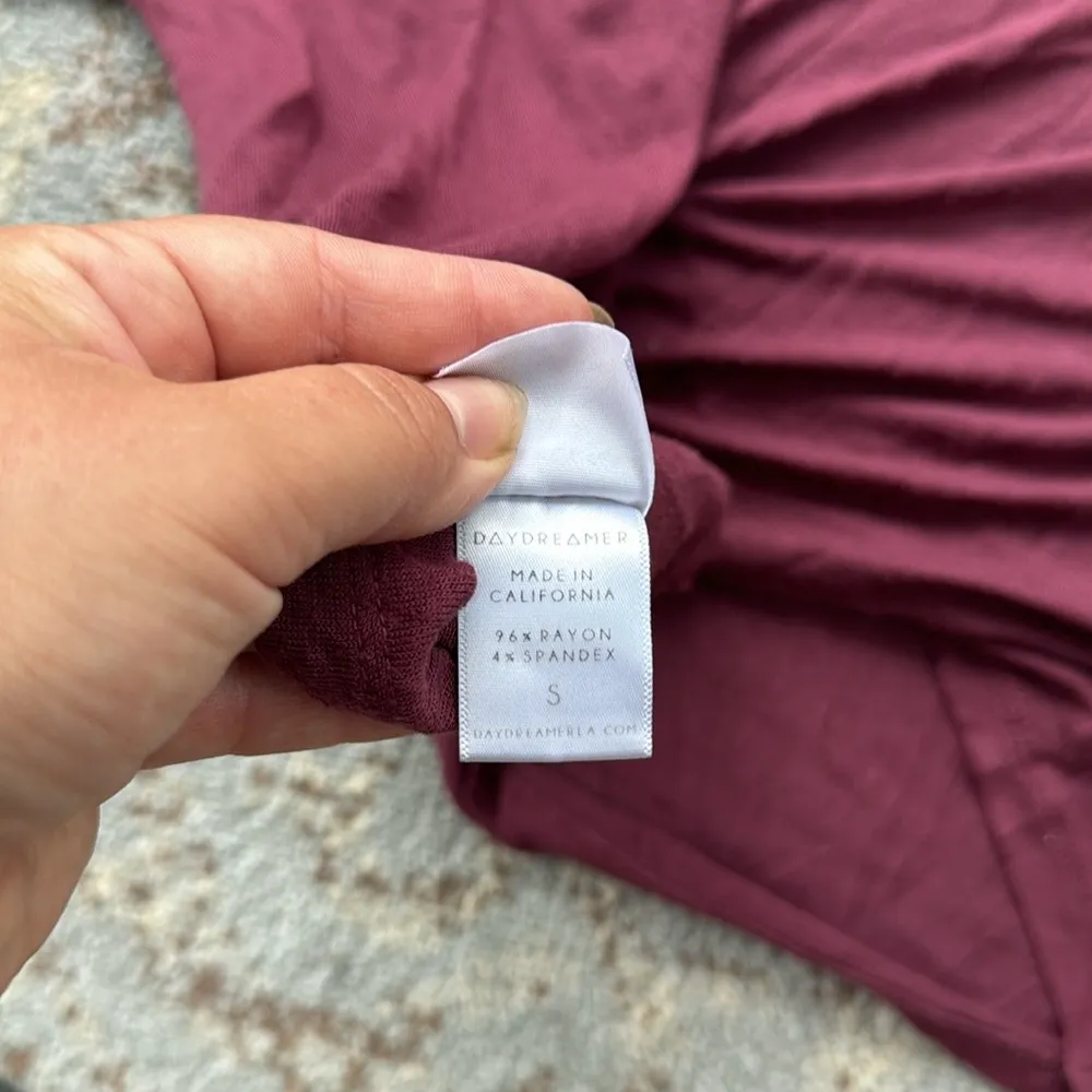 Daydreamer Queen Short Sleeve Band Tee Maroon Small - Image 6