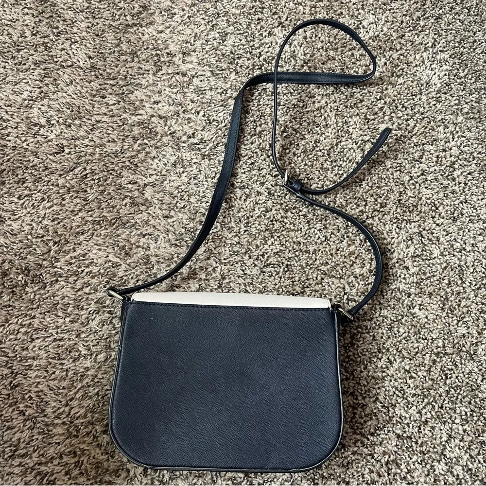 KATE SPADE Carsen Laurel Way Leather Cross Body Bag Beige - Image 6